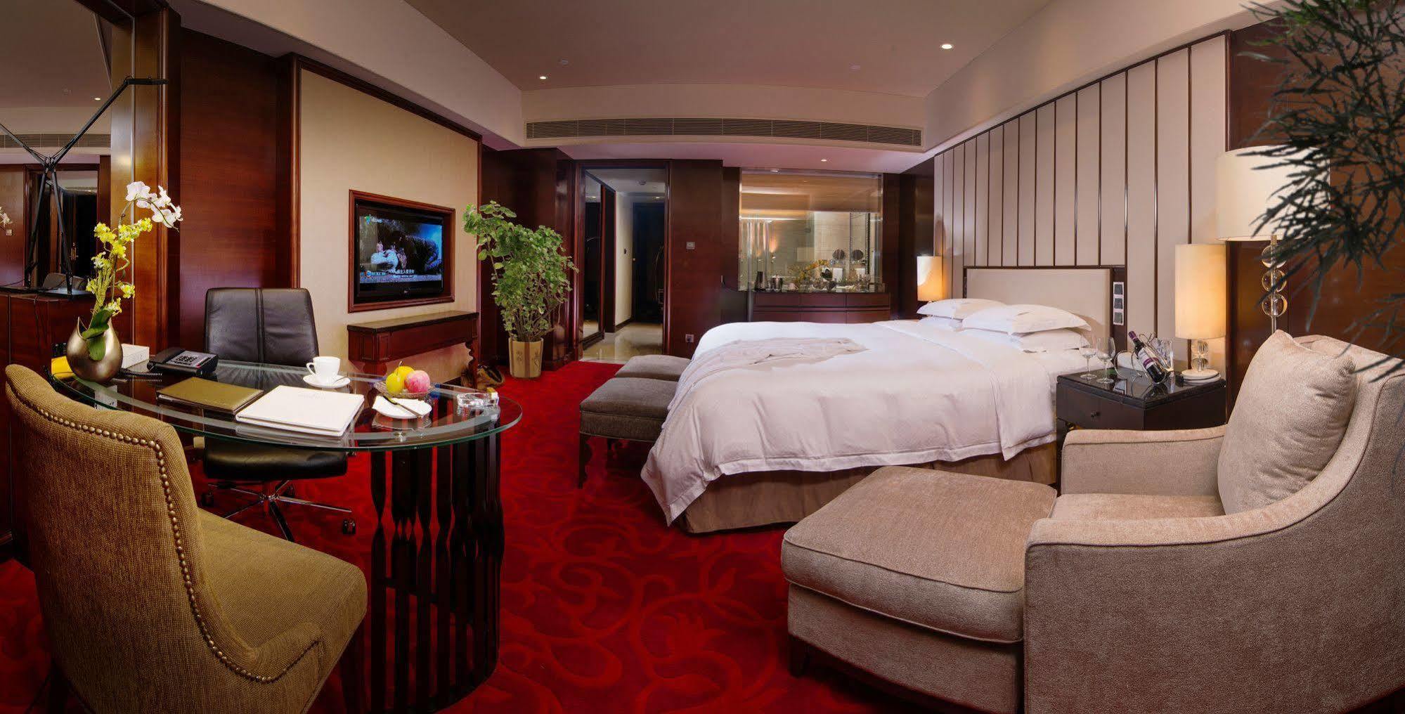 Malachite Hotel Dongguan Донгуан Екстериор снимка