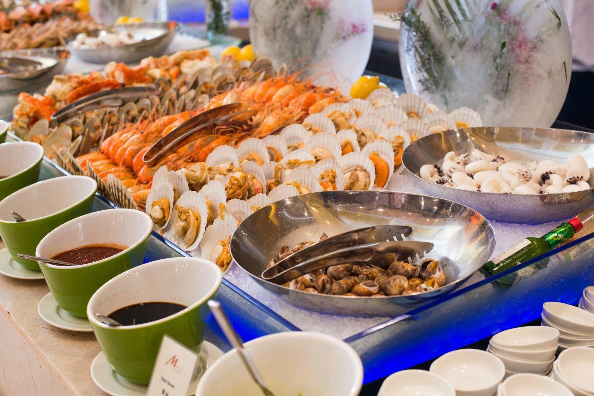 Malachite Hotel Dongguan Донгуан Екстериор снимка