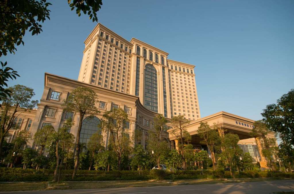 Malachite Hotel Dongguan Донгуан Екстериор снимка